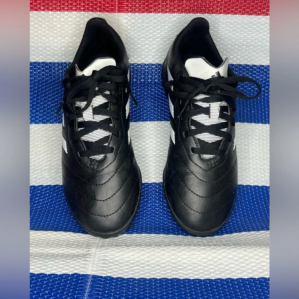 🎉🙂 Adidas Kids' Goletto VIII Turf Indoor Soccer Cleats Size US 3 - Picture 3 of 16